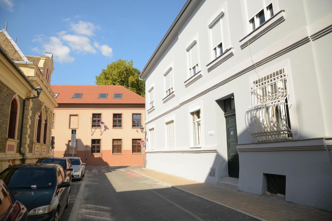 Anna Apartment Novi Sad Luaran gambar